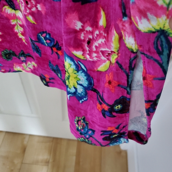 Brand new Anthropologie velvet dress, size M - Picture 2 of 4